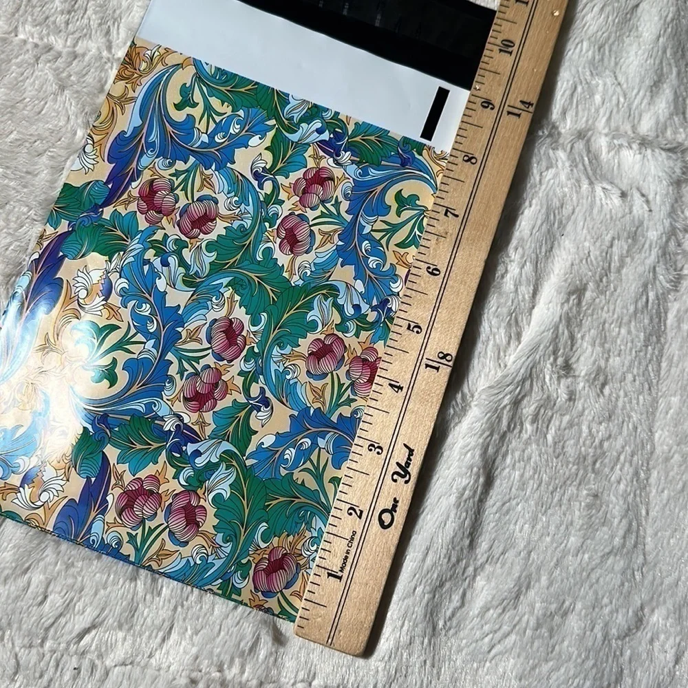 6” x 9” Poly Mailers Floral Paisley print poly mailers- 40 self sealing mailers